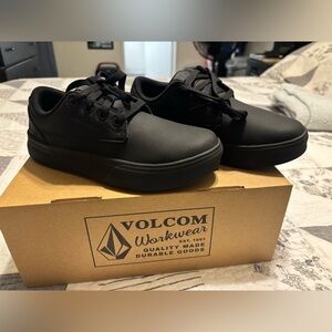 Volcom Men's Sleek Black Sneakers